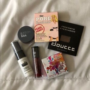 -on hold- Free makeup w/bundle purchase